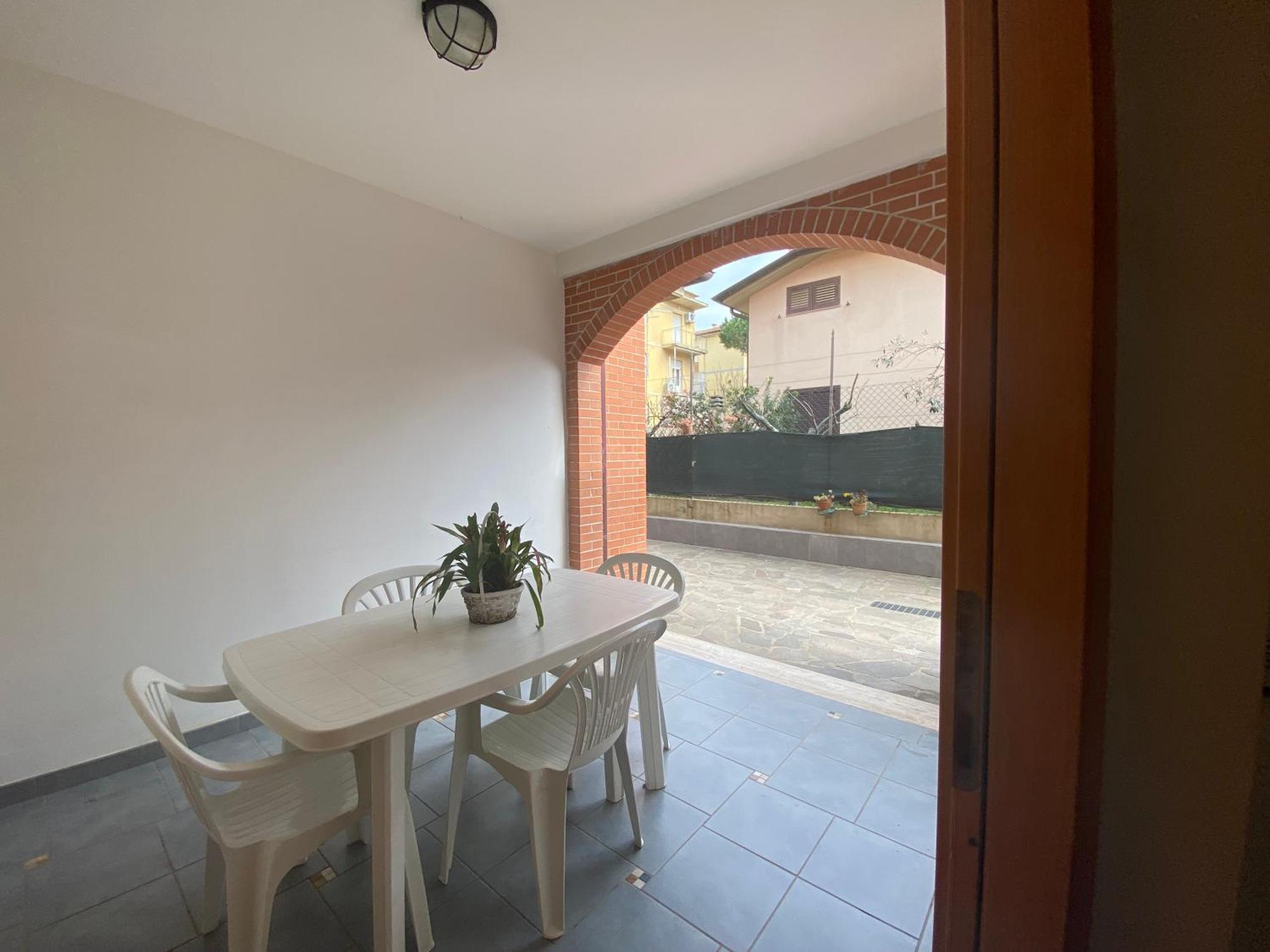 I Portici Appartamenti Marina di Grosseto Εξωτερικό φωτογραφία