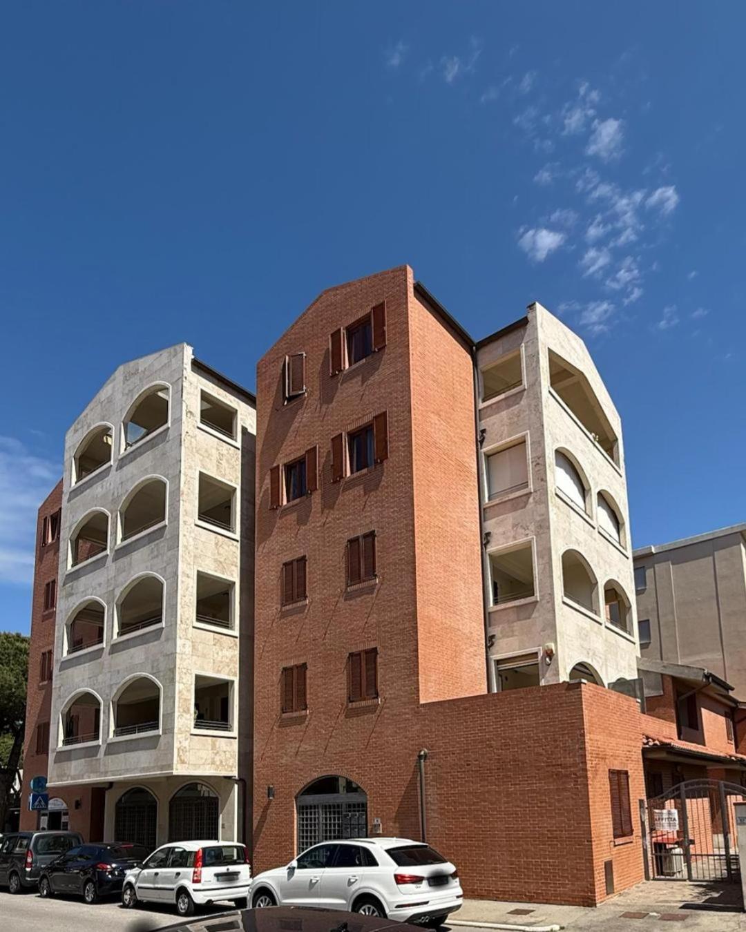 I Portici Appartamenti Marina di Grosseto Εξωτερικό φωτογραφία